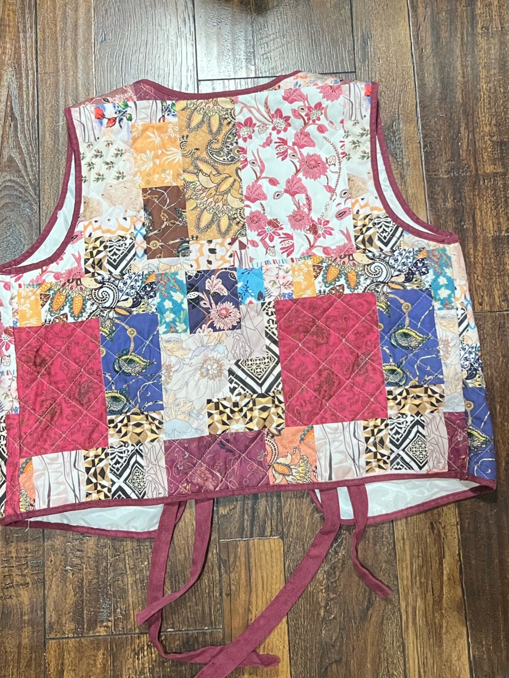 Patchwork Quilted Sleeveless Vest in Mixed Floral Prints - Pink Accents - Picture 2 of 3